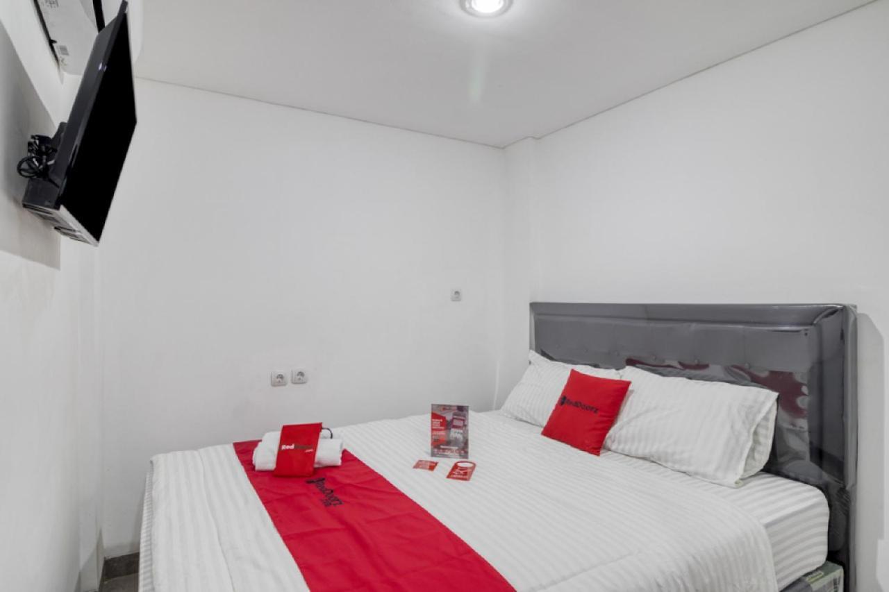 Reddoorz Syariah Near Galeria Mall Γιογκιακάρτα Εξωτερικό φωτογραφία