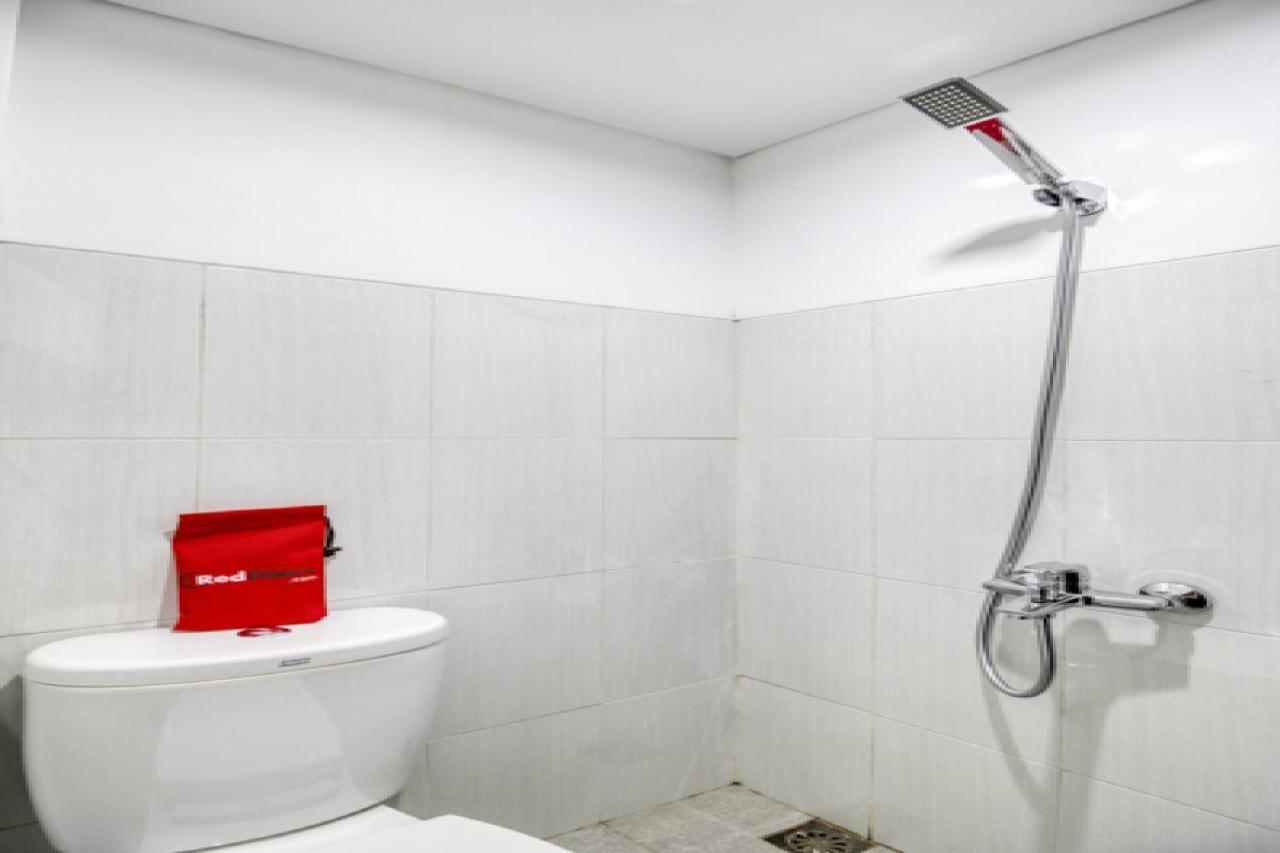 Reddoorz Syariah Near Galeria Mall Γιογκιακάρτα Εξωτερικό φωτογραφία