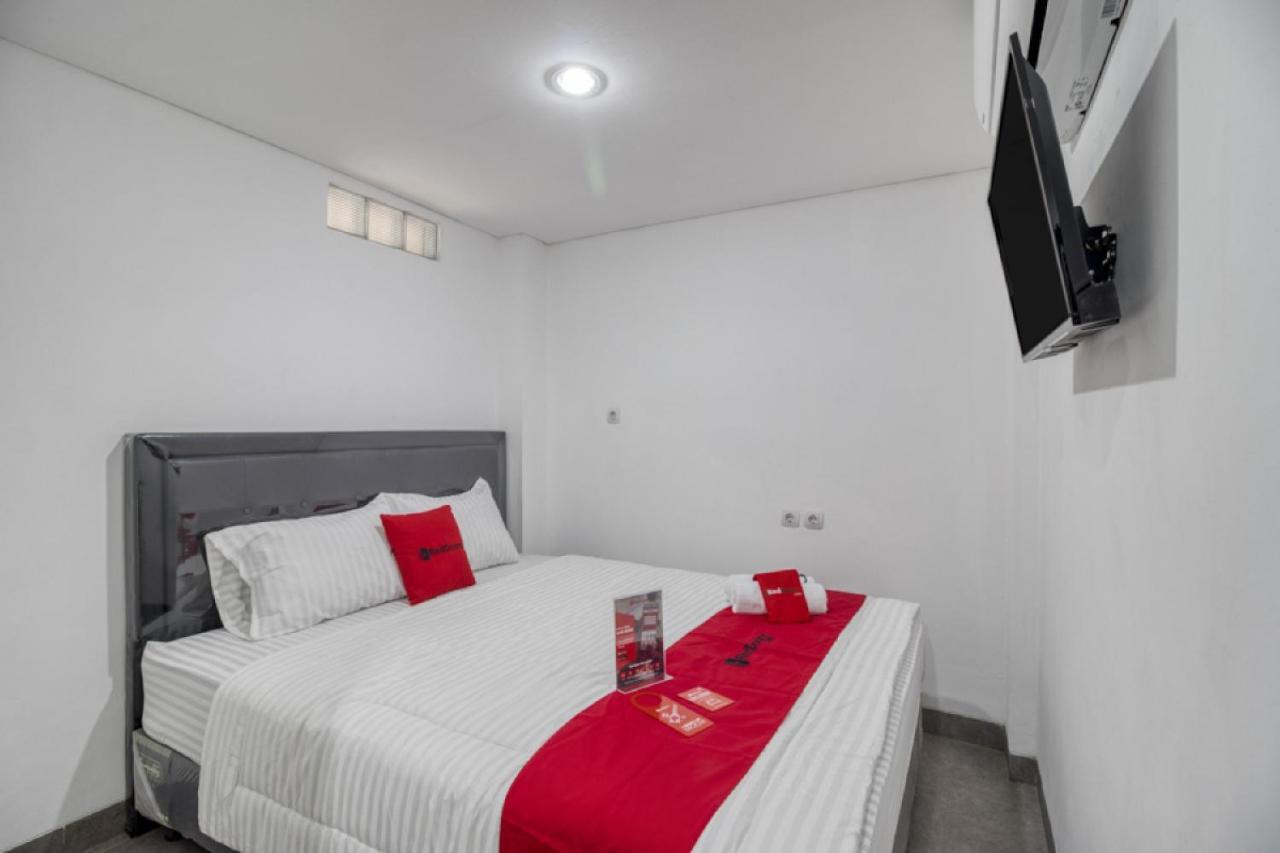 Reddoorz Syariah Near Galeria Mall Γιογκιακάρτα Εξωτερικό φωτογραφία